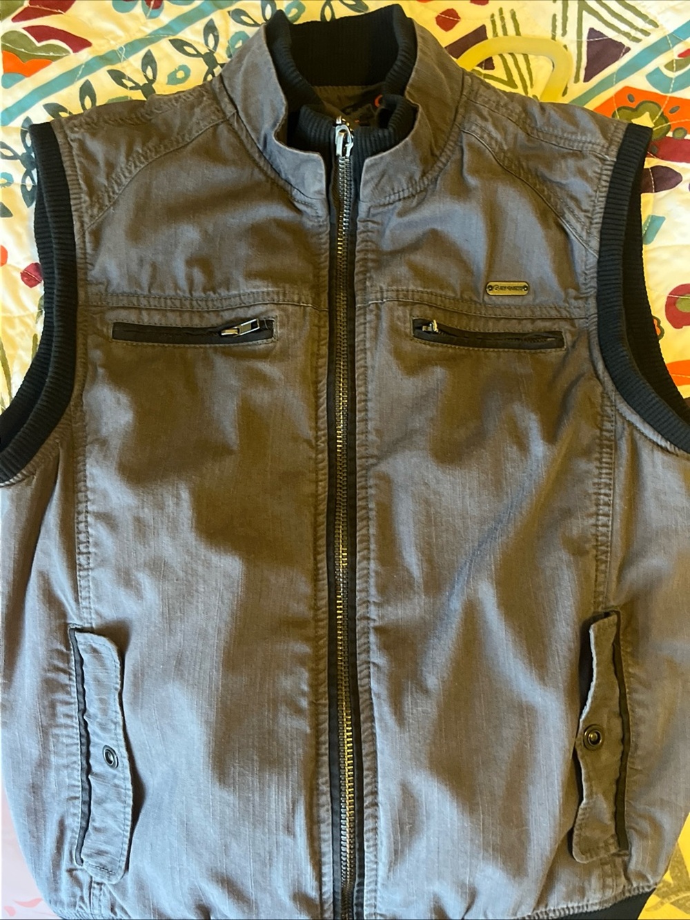 G by Guess Gray Sleeveless Zip Up Utilty Vest
